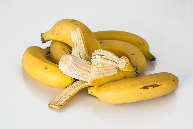 Banana Peel Fertilizer: How to Make Potent Organic Potassium Tea